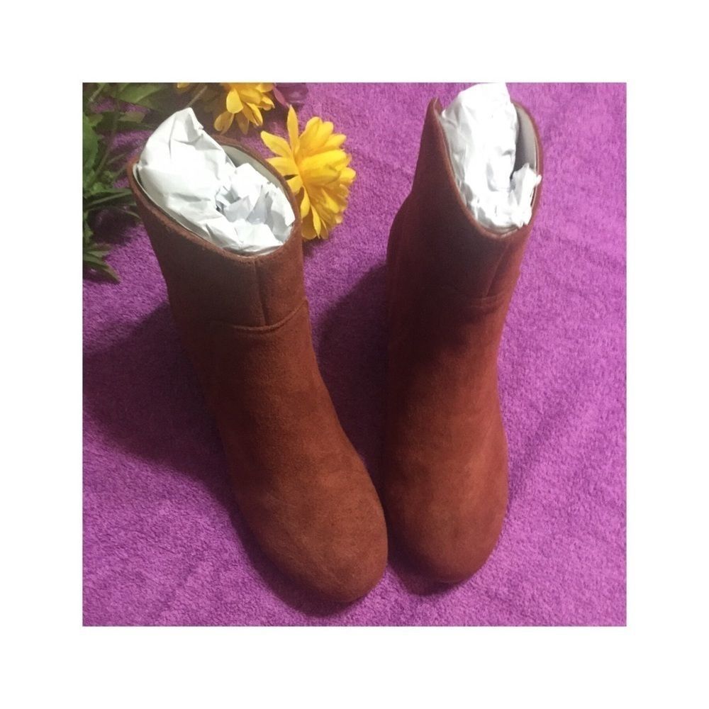 Walk With Me Suede Wedge Bootie 8m & 11w